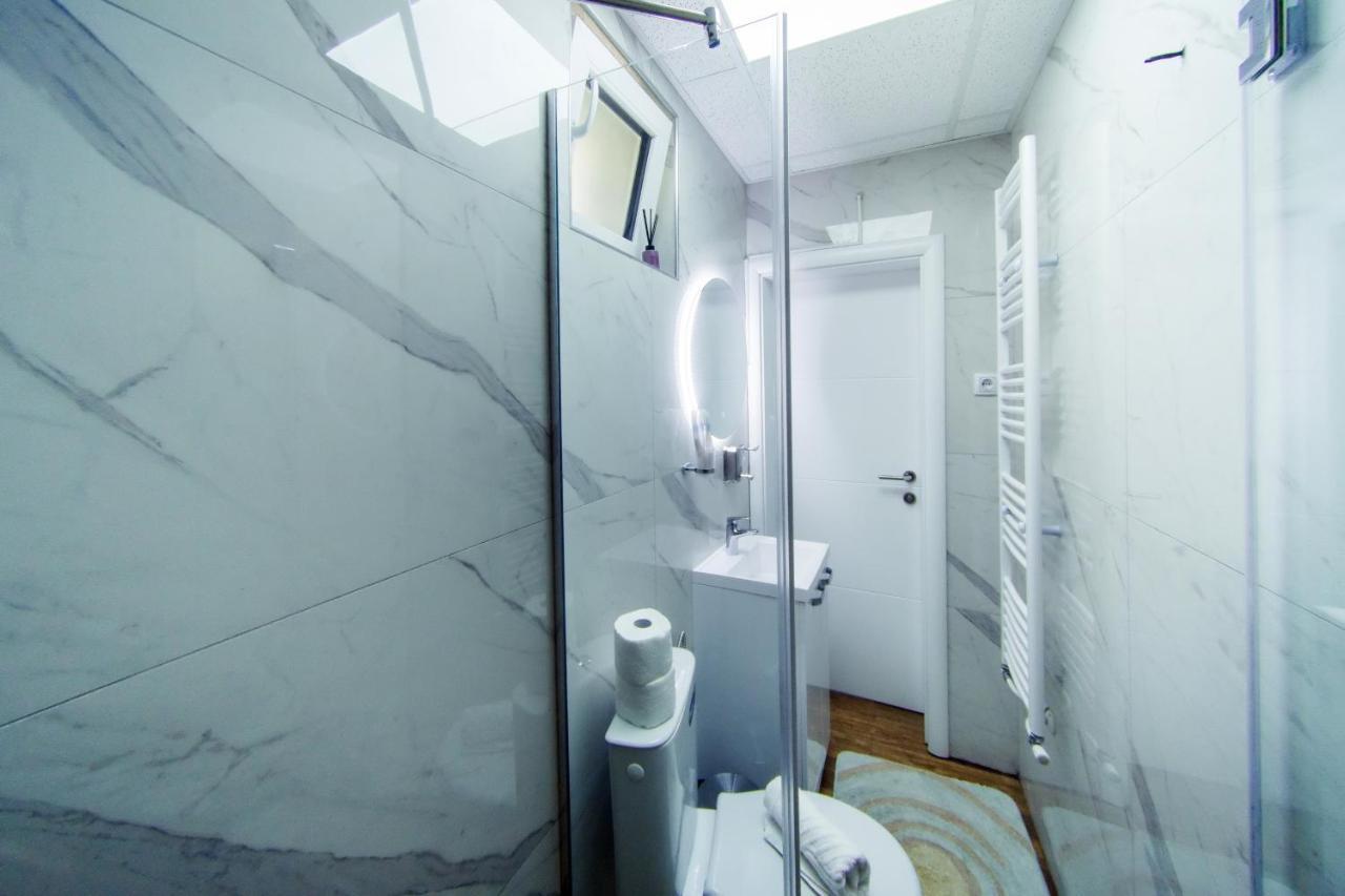 La Lorre Lux Apartment Jagodina Eksteriør billede